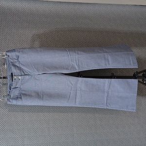 The Limited Drew Fit size 8 Light Blue Lightweight Slacks Pants